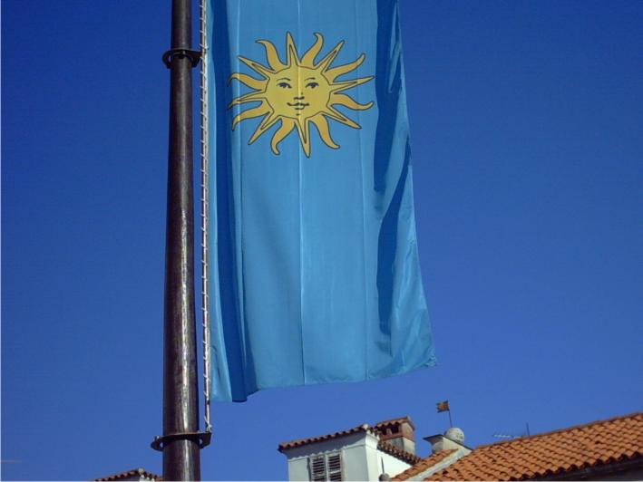 15. Občinska zastava
